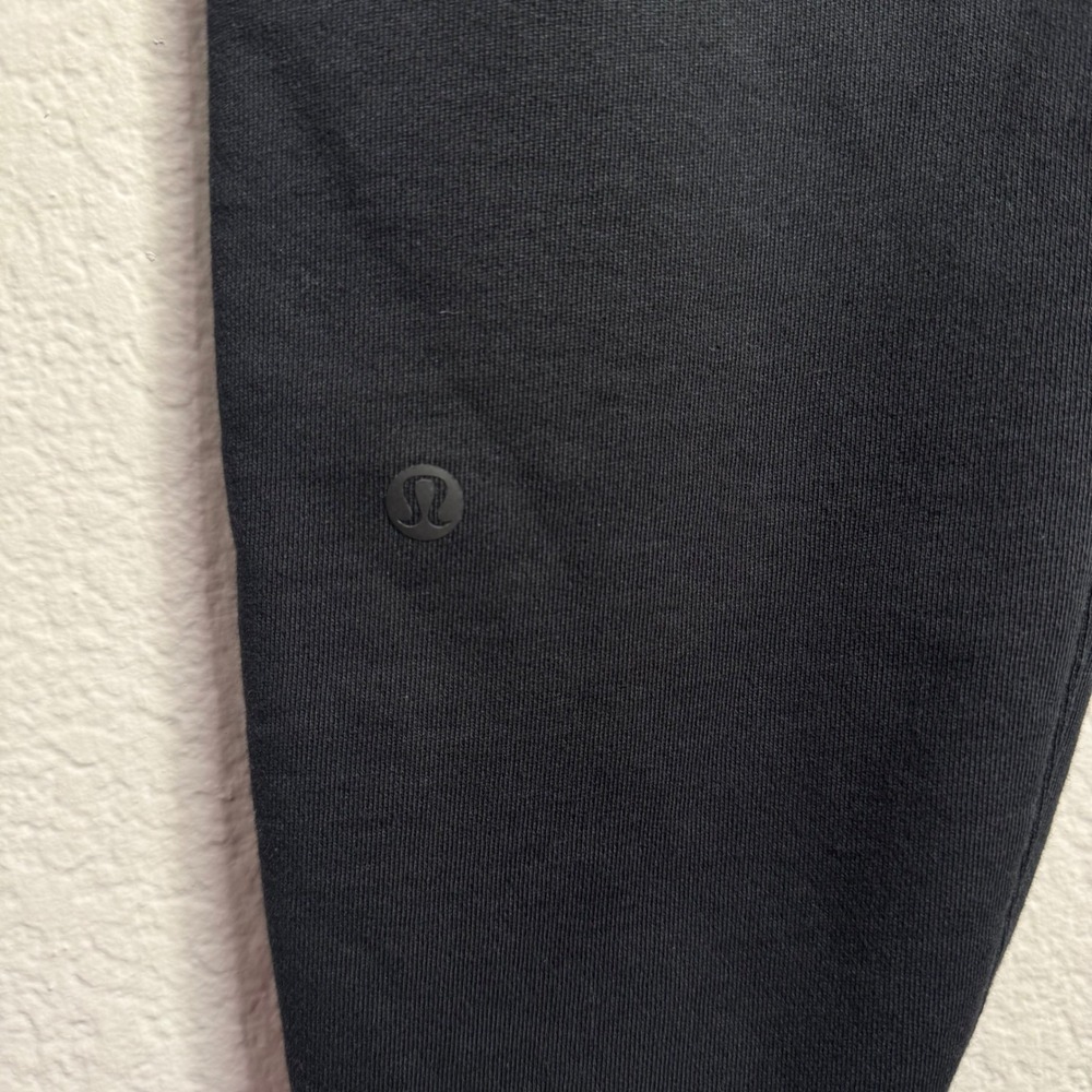 Lululemon Warm Down Jogger 28" Women's Sz 2 Black Drawstring Pockets Warm Casual - Picture 8 of 11